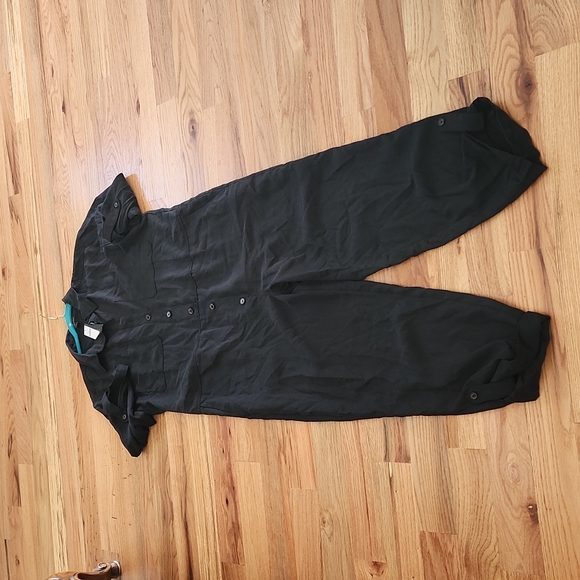 NWT BANANA REPUBLIC BLACK BUTTON DOWN JUMPSUIT - Picture 8 of 15